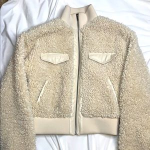 Express Cropped Sherpa Fuzzy Jacket with Zipper